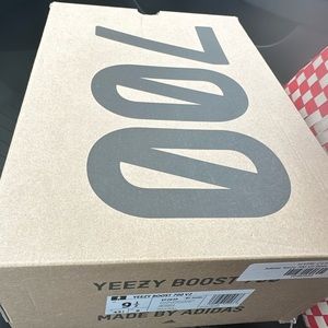 Yeezy boost 700 ortholite size 9.5